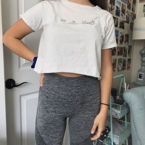 White cropped t shirt